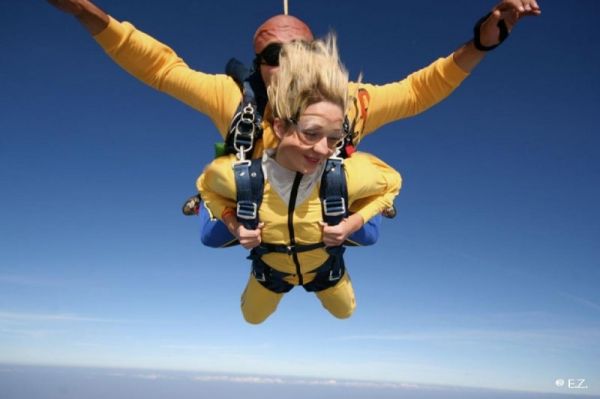 Tandemový seskok padákem